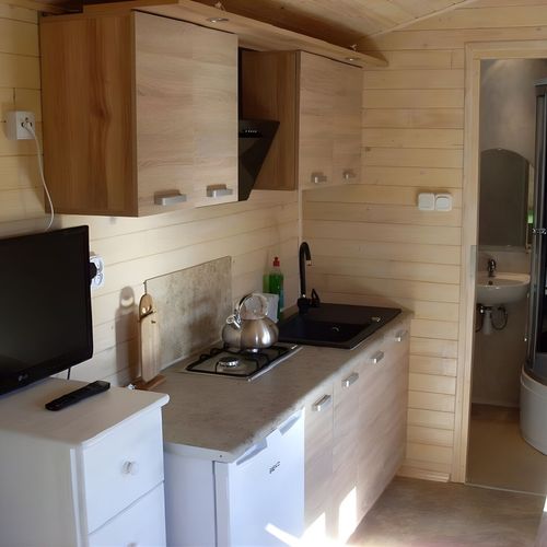 Domek letniskowy 4-osobowy z łazienką tV z płaskim ekranem