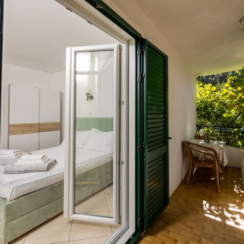 Apartament 2-osobowy z klimatyzacją z balkonem z 1 pomieszczeniem sypialnianym AS-10427-b