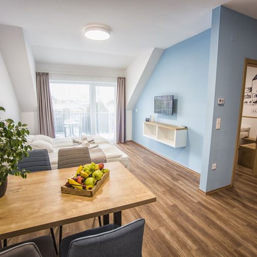 Apartament 4-osobowy Premia z 2 pomieszczeniami sypialnianymi