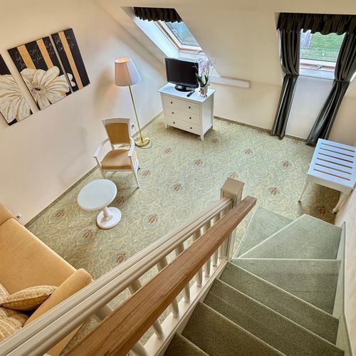 Apartament 2-osobowy Deluxe z antresolą z 1 pomieszczeniem sypialnianym (możliwa dostawka)