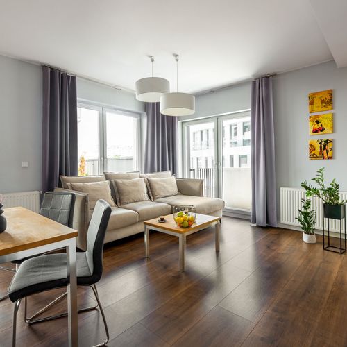 Apartament 4-osobowy z tarasem z 2 pomieszczeniami sypialnianymi