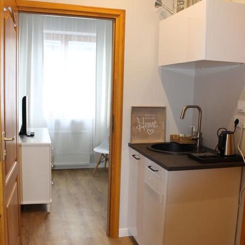 Apartament 3-osobowy Junior z balkonem z 2 pomieszczeniami sypialnianymi