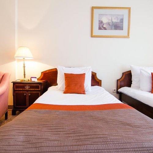 Apartament studio cu 2 camere pentru 3 pers.
