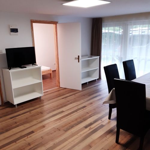 Apartament 5-osobowy Art z widokiem na ogród
