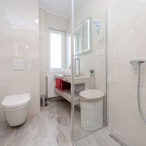Apartament premium la etaj cu 3 camere pentru 6 pers.