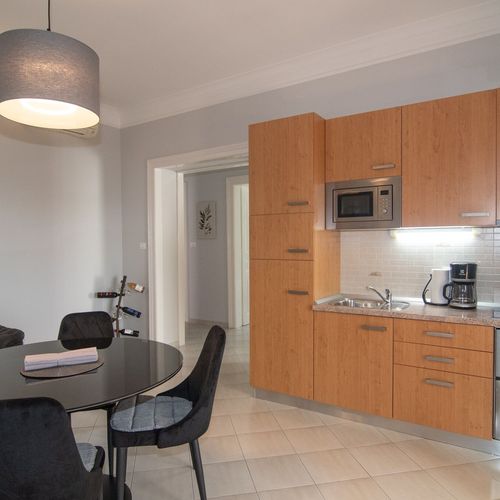 "C" Apartman pro 4 os. se 2 ložnicemi s výhledem na moře