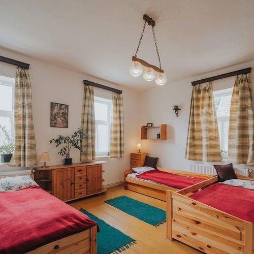 Domek letniskowy 13-osobowy Przyjazny podróżom rodzinnym z wanną
