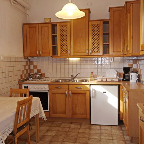 Apartament 4-osobowy z widokiem na góry z widokiem na dziedziniec z 2 pomieszczeniami sypialnianymi (możliwa dostawka)