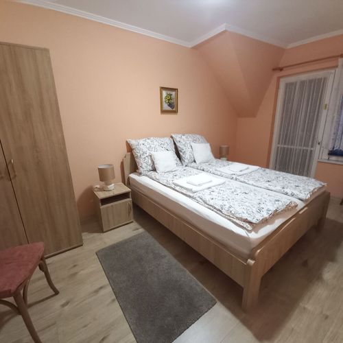 Apartament 6-osobowy na piętrze z widokiem na miasto z 3 pomieszczeniami sypialnianymi