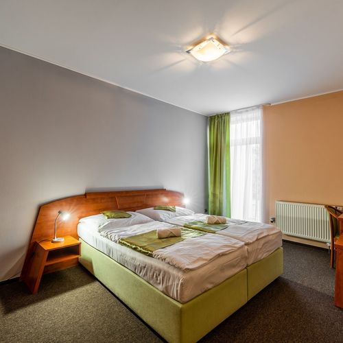 Pokój 2-osobowy Standard z prysznicem