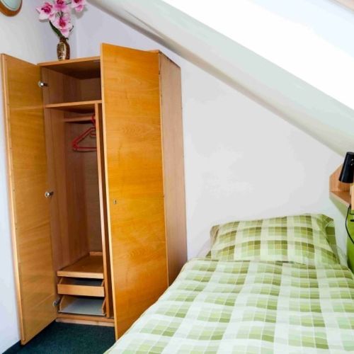 Pokój 1-osobowy ze wspólną łazienką ze wspólnym aneksem kuchennym