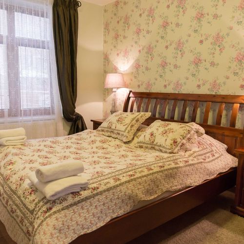 Apartman se sprchou s vlastní kuchyňkou pro 3 os. se 2 ložnicemi
