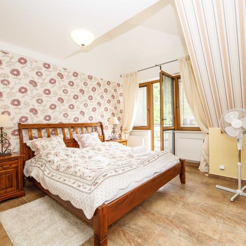 Apartman s balkónem s klimatizací pro 3 os. s 1 ložnicí