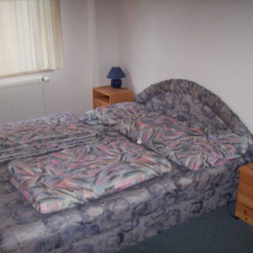 Apartament 4-osobowy z prysznicem z aneksem kuchennym (możliwa dostawka)
