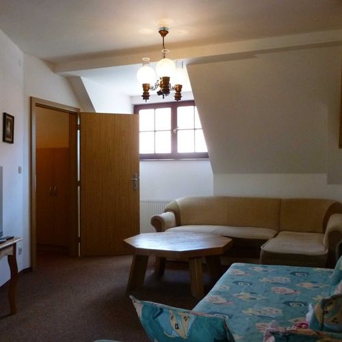 Apartament 2-osobowy z aneksem kuchennym Mezonet z 1 pomieszczeniem sypialnianym (możliwa dostawka)