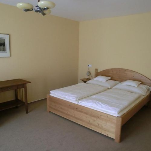 Apartament cu duș cu terasă cu 3 camere pentru 6 pers.