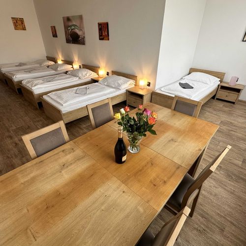 Apartman se sprchou s vlastní kuchyňkou pro 5 os. s 1 ložnicí