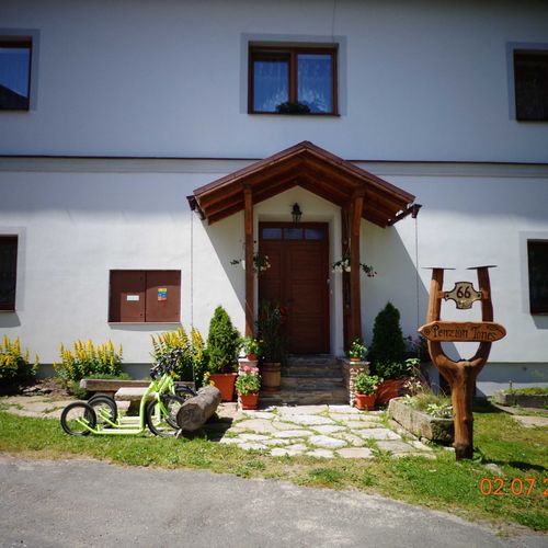 Apartament cu duș cu chicinetă proprie pentru 6 pers. (se poate solicita pat suplimentar)