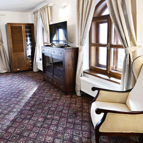 Apartman s balkónem s vlastní kuchyňkou s manželskou postelí s 1 ložnicí (s možností přistýlky)
