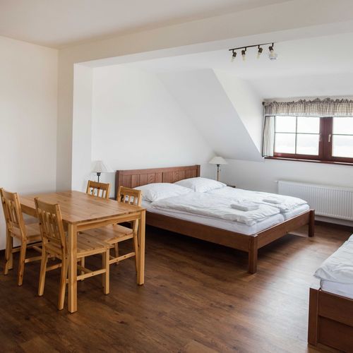 Studio Apartman se sprchou pro 4 os.
