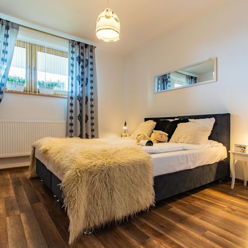 Apartament 6-osobowy w suterenie na parterze z 2 pomieszczeniami sypialnianymi