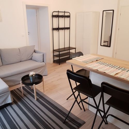 Apartament la parter b cu 2 camere pentru 4 pers.