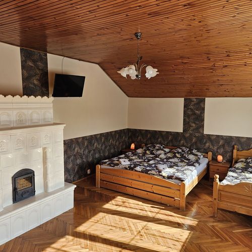 Casă de vacanță familial(ă) întreaga unitate pentru 8 pers. (se inchirieaza doar integral)