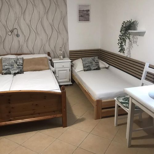Apartament cu bucătărie proprie with private bathroom  cu 1 camera pentru 3 pers.