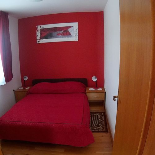 Apartament 4-osobowy na piętrze z widokiem na góry z 2 pomieszczeniami sypialnianymi (możliwa dostawka)