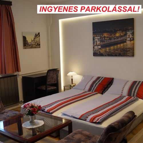 Apartament cu balcon cu aer condiționat pentru 4 pers. (se inchirieaza doar integral)