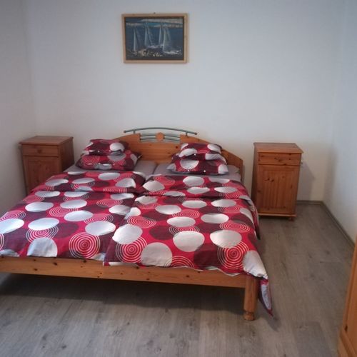 Apartament 5-osobowy na parterze cały dom z 2 pomieszczeniami sypialnianymi