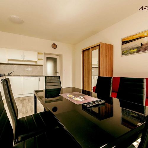 Apartament 6-osobowy z prysznicem z aneksem kuchennym z 3 pomieszczeniami sypialnianymi