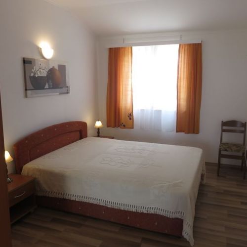 Apartament cu aer condiționat cu terasă cu 1 camera pentru 2 pers. AS-10135-b