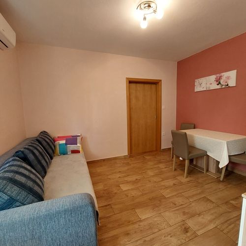 Apartament cu aer condiționat cu terasă cu 1 camera pentru 4 pers. A-4953-e