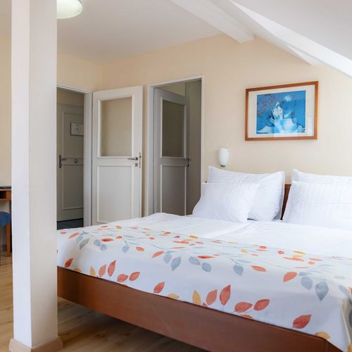 Apartament cu terasă cu 2 camere pentru 3 pers.