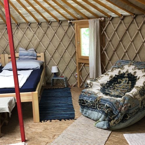 Bungalow cu vedere spre pădure pentru 5 pers. (se inchirieaza doar integral)