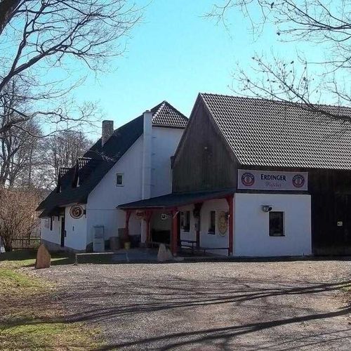 Casă de vacanță cu chicinetă proprie pentru 22 pers. (se inchirieaza doar integral) (se poate solicita pat suplimentar)