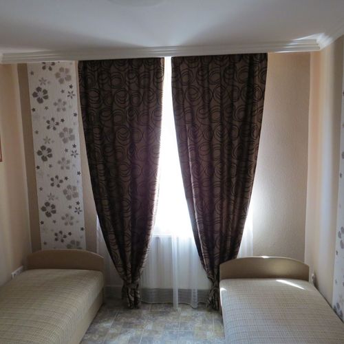Apartament la parter întreaga unitate cu 3 camere pentru 6 pers.