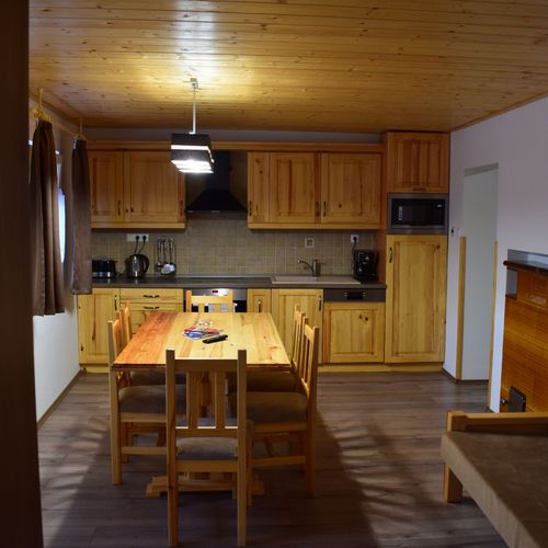 Apartament 6-osobowy na piętrze "C" z 2 pomieszczeniami sypialnianymi