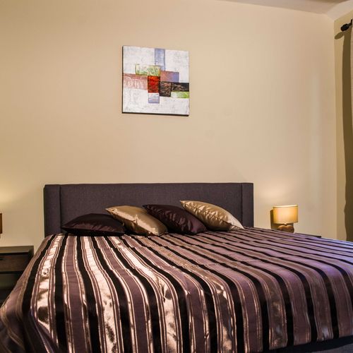 Apartman s vanou s terasou s manželskou postelí s 1 ložnicí