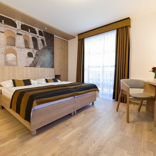Apartament cu balcon cu cadă cu 2 camere pentru 4 pers.