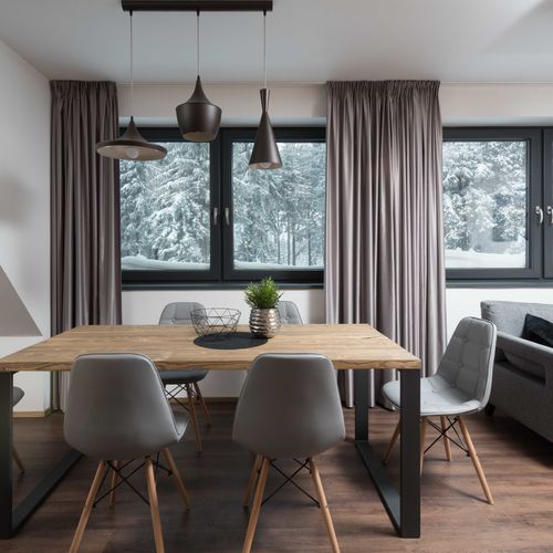 Apartman se sprchou s privátní koupelnou mimo apartmán pro 6 os. se 3 ložnicemi (s možností přistýlky)