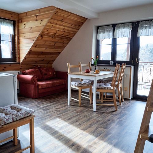 Apartman se sprchou s vlastní kuchyňkou pro 4 os. s 1 ložnicí