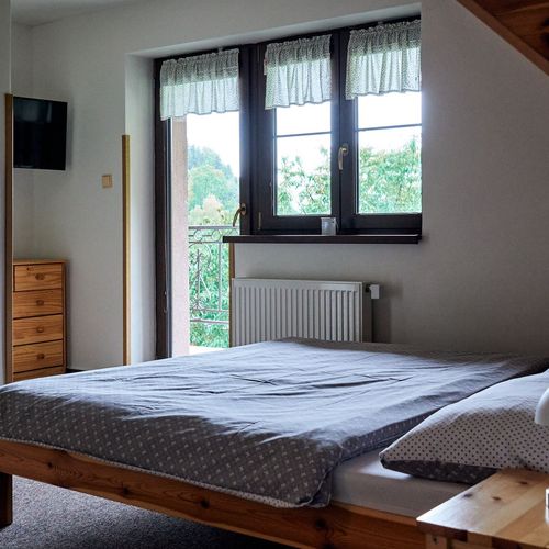 Apartman s balkónem se sprchou s manželskou postelí s 1 ložnicí