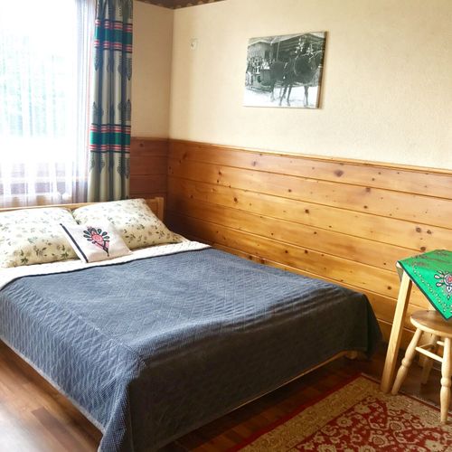 Pokój 3-osobowy na parterze z widokiem na góry