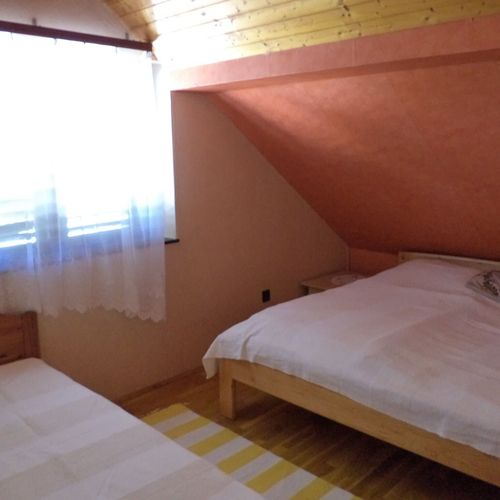 Apartament la etaj cu 2 camere pentru 6 pers.