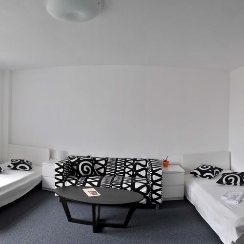 Apartman se sprchou s vlastní kuchyňkou pro 4 os. se 2 ložnicemi