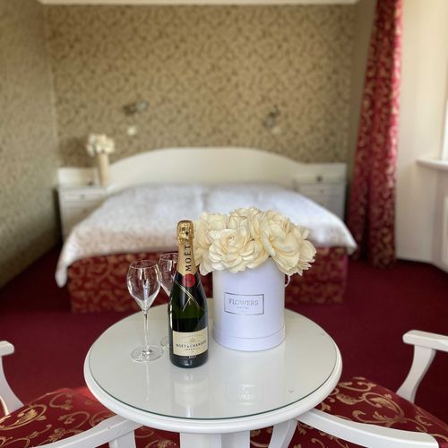 Apartament 2-osobowy z klimatyzacją (możliwa dostawka)