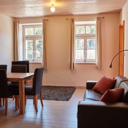 Apartman s vanou pro 5 os. se 2 ložnicemi s výhledem na hory (s možností přistýlky)