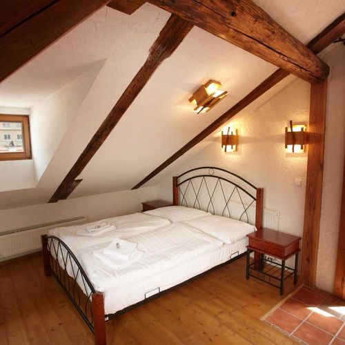 Apartament cu aer condiționat cu chicinetă proprie cu 1 camera pentru 2 pers.